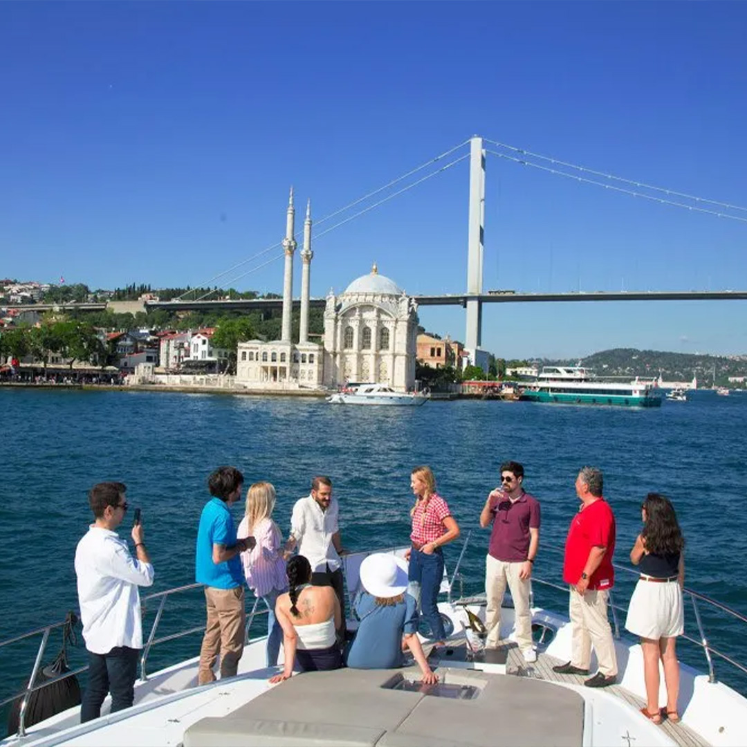 BOSPHORUS BOAT TOUR img